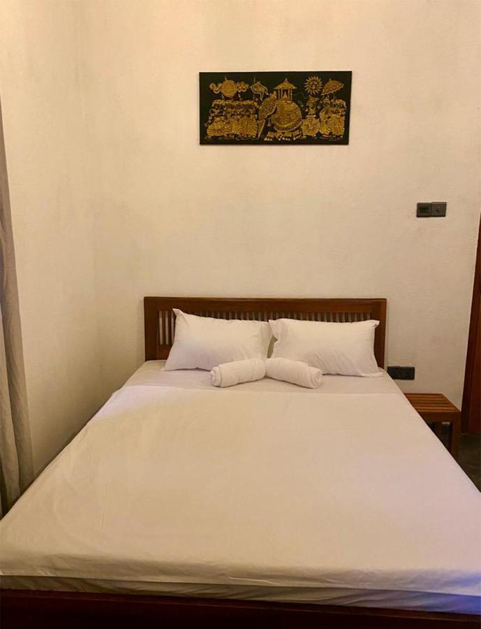 Nilupul Villa Ambalangoda  Buitenkant foto