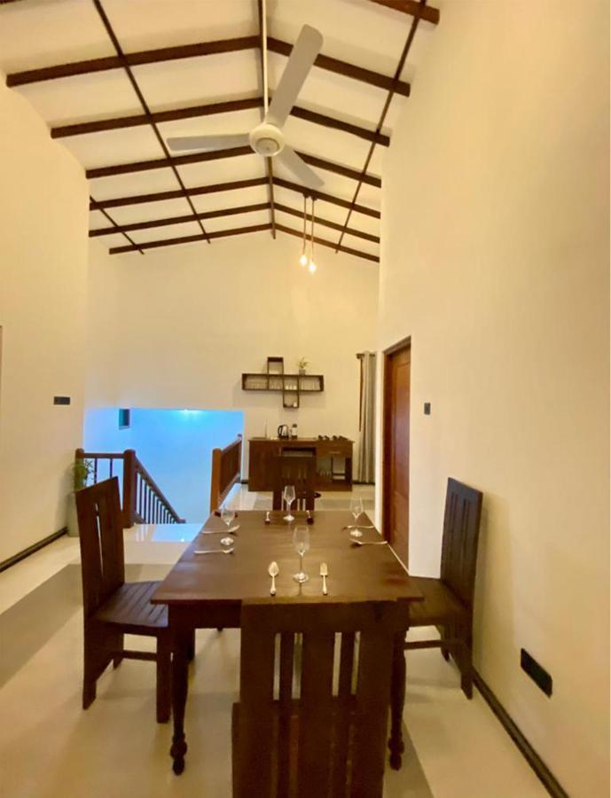 Nilupul Villa Ambalangoda  Buitenkant foto